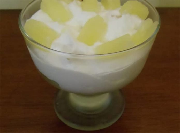 Mousse à l'ananas et mascarpone