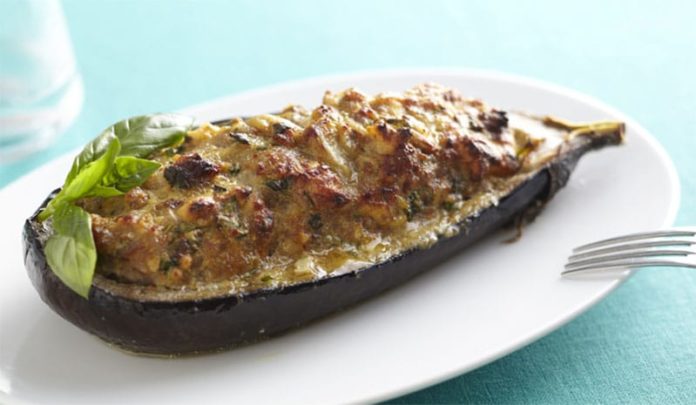 Aubergine Farcies à la Viande