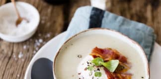 Velouté d’endives au jambon et au bleu