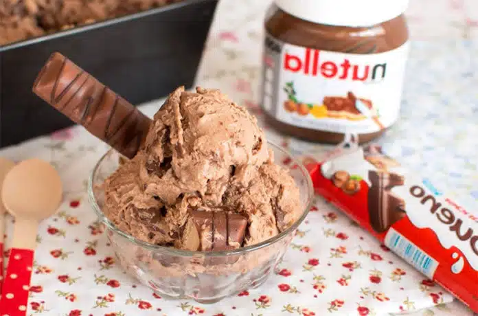 Glace au Kinder Bueno