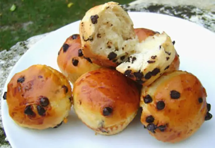 Brioches aux pépites de chocolat