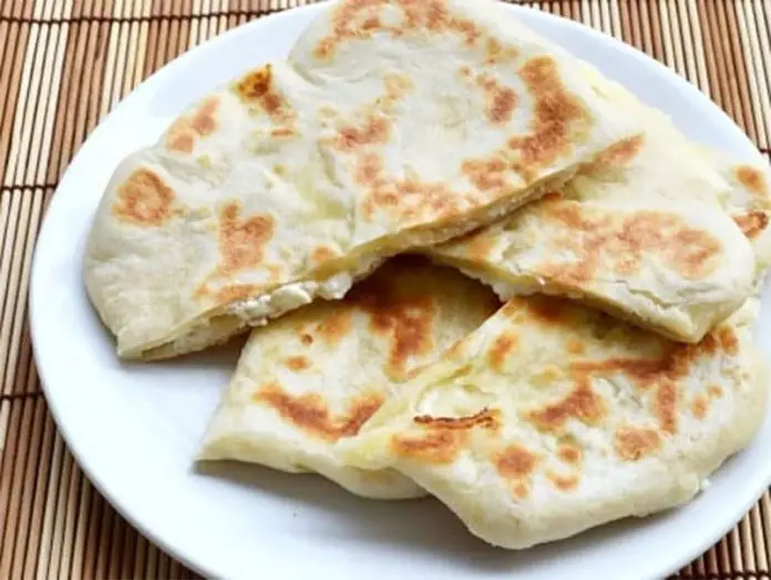 Naans au fromage