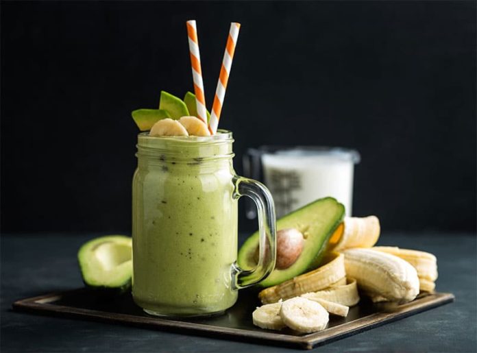 Smoothie avocat banane