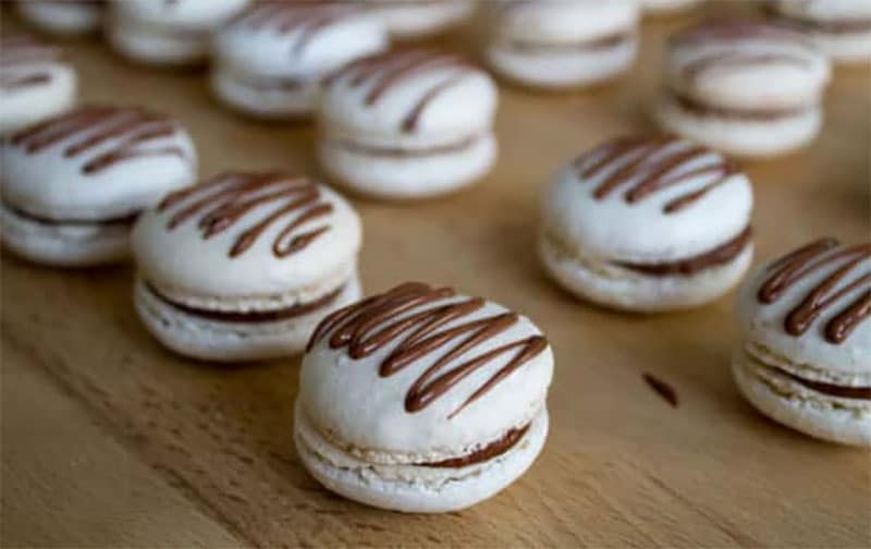  Macarons  au Kinder  Bueno CuisineThermomix