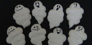 Meringues fantômes pour Halloween