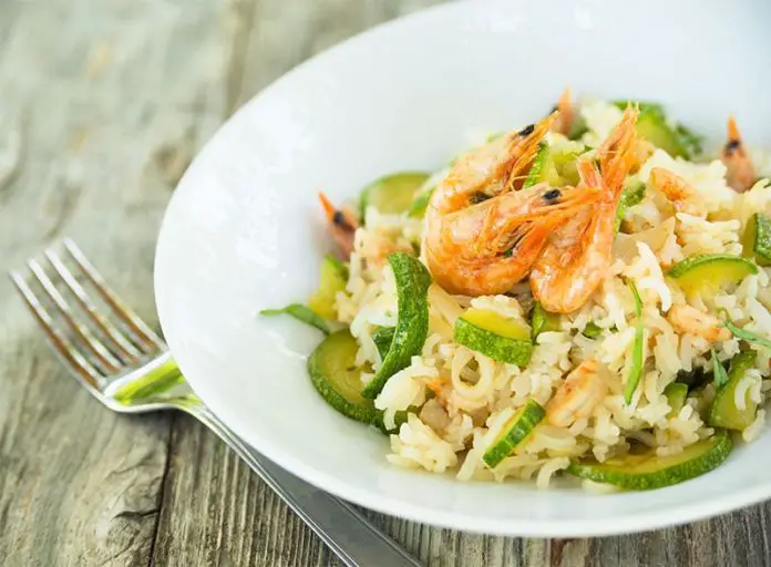 Risotto aux crevettes et courgettes