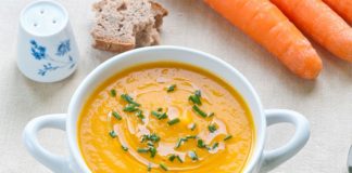 Découvrez notre recette pour faire une bonne Soupe de carottes à la normande avec Thermomix, une délicieuse soupe léger, facile et simple à réaliser pour un repas du soir.