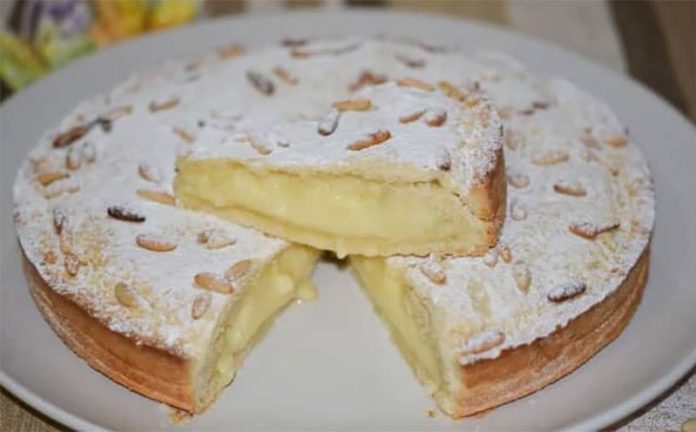 Tarte à la crème anglaise