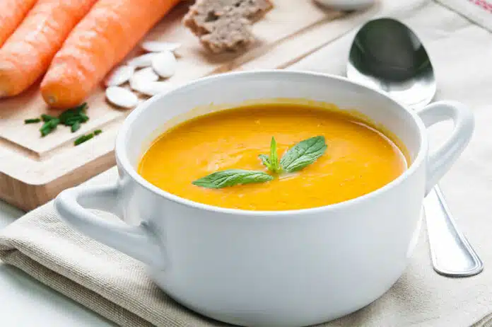 Soupe de carottes à la crème