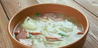 Soupe de chou chinois aux crevettes