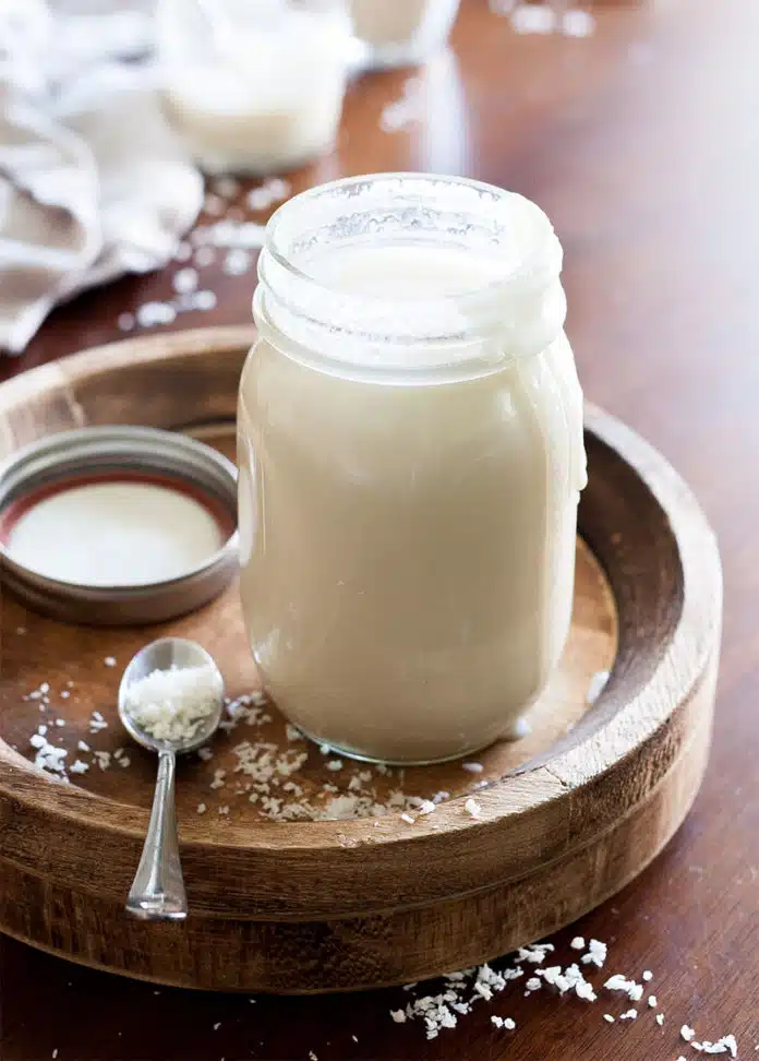 Pâte à Tartiner à la Noix de Coco ( BOUNTY )